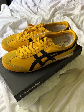 Onitsuka Tiger by Asics Mexico 66 womens Yellow & Black Sneakers